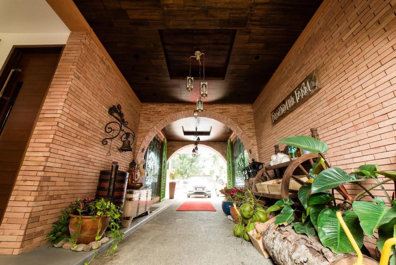 Gwandalan House Ξενοδοχείο Dipolog Εξωτερικό φωτογραφία